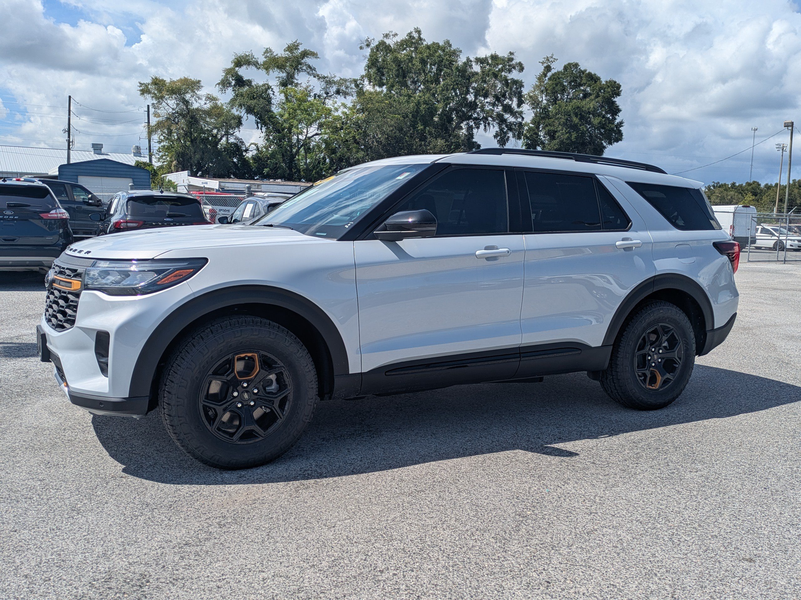New 2026 Ford Explorer Tremor w/ Tremor Ultimate Package AWD/4WD image 8