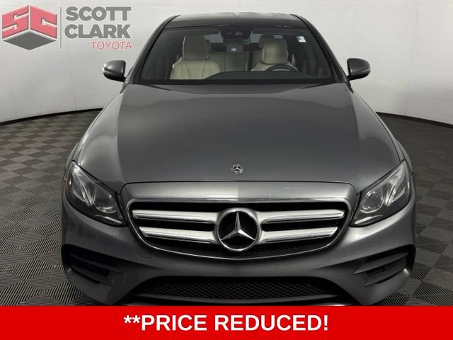 Used 2018 Mercedes-Benz E 400 4MATIC Sedan image 2