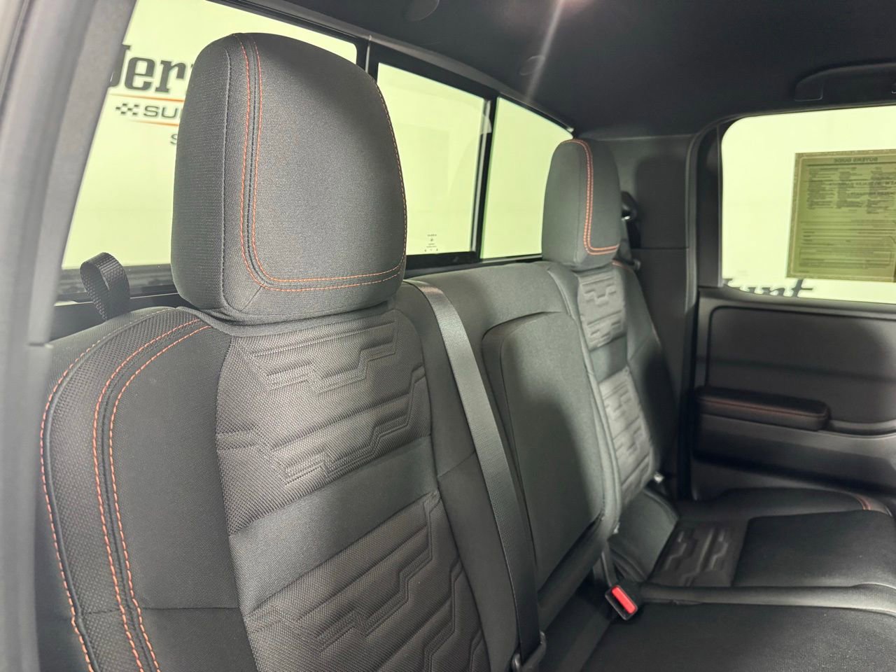 Used 2025 Nissan Frontier PRO-4X AWD/4WD image 40