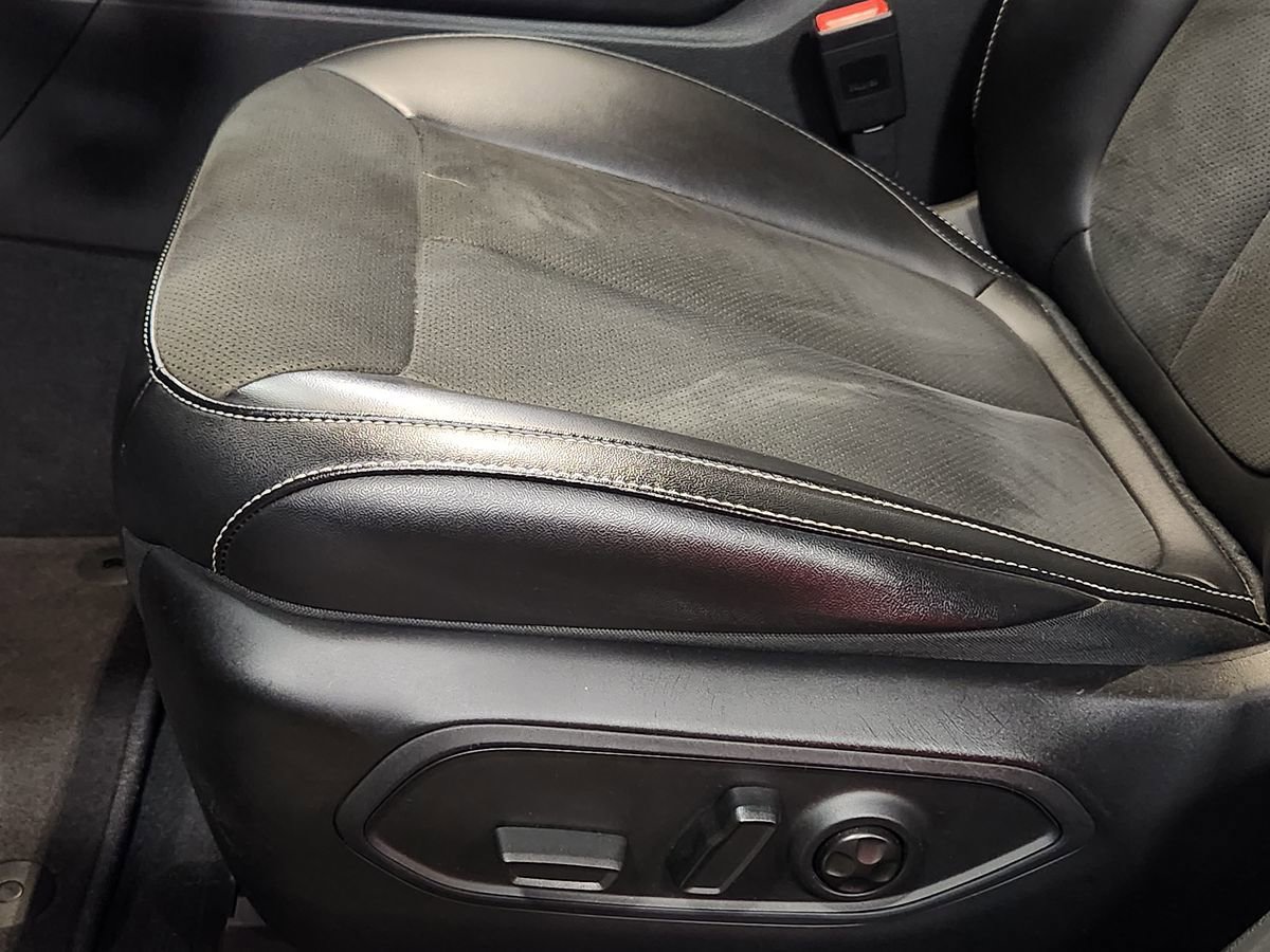 Used 2024 Jeep Grand Cherokee Altitude AWD/4WD image 43
