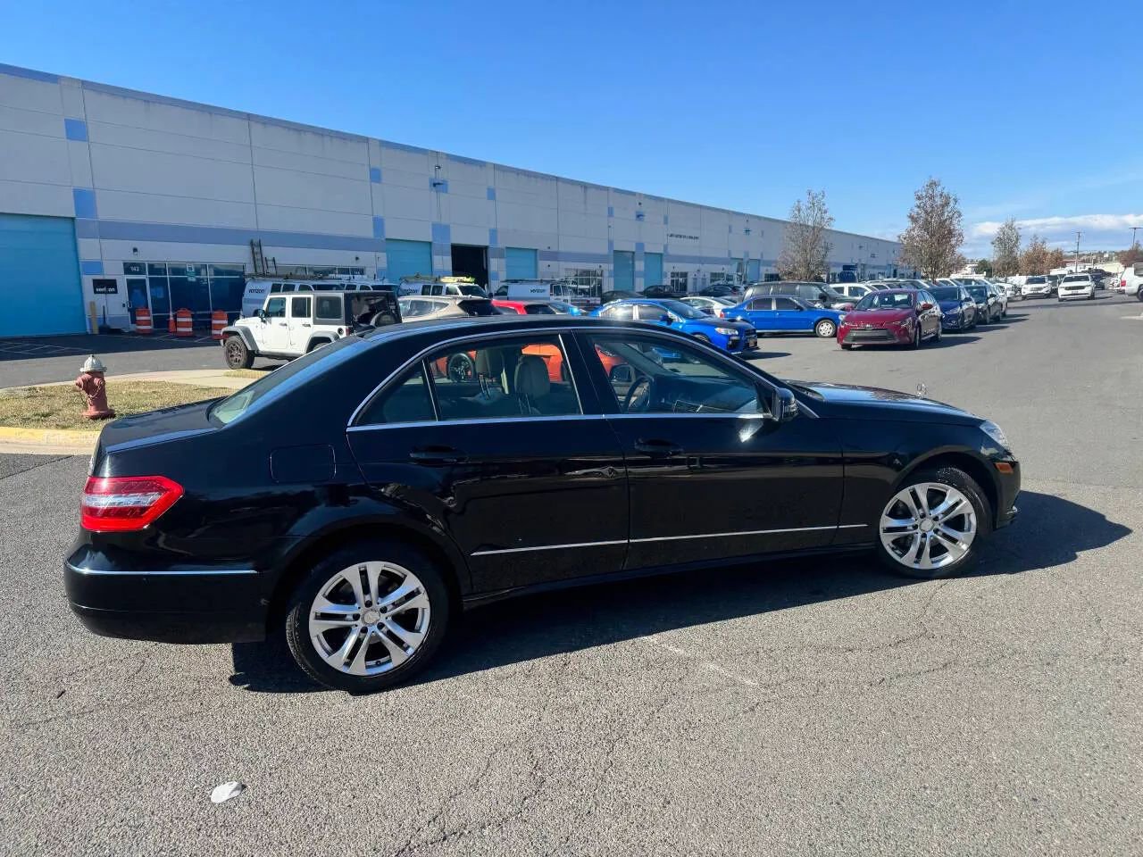 Used 2010 Mercedes-Benz E 350 4MATIC Sedan image 30