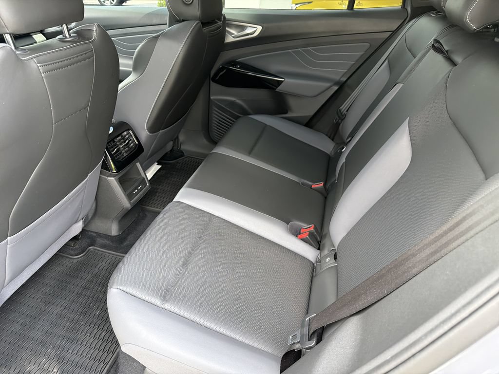 Used 2023 Volkswagen ID.4 Pro S Plus AWD/4WD image 20