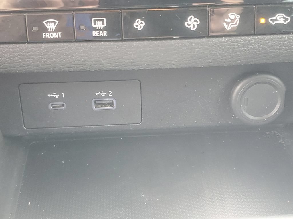 Used 2023 Mitsubishi Outlander ES AWD/4WD image 31