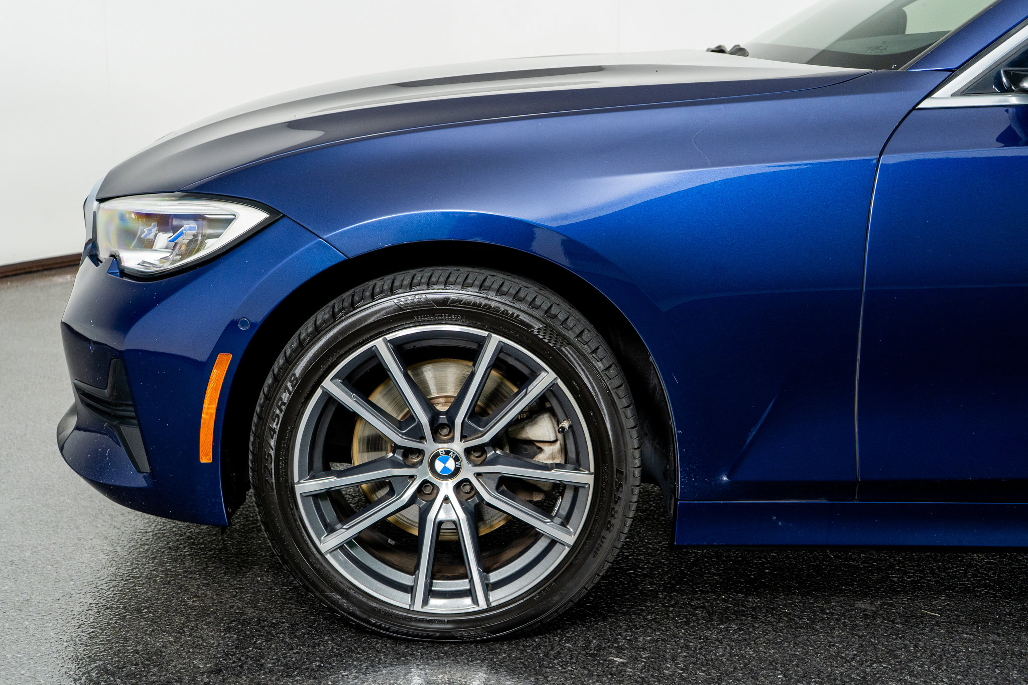 Used 2020 BMW 330i Sedan w/ Executive Package image 19