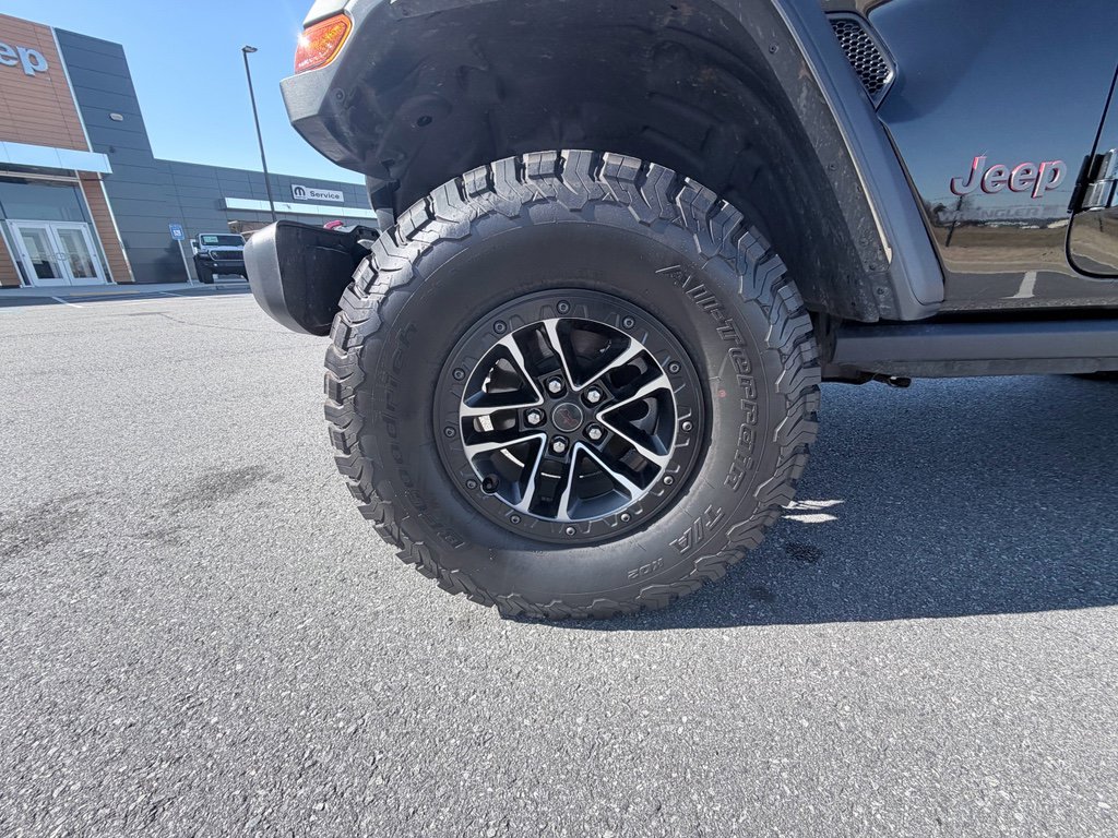 Used 2024 Jeep Wrangler Rubicon w/ XTREMEE 35" Tire Package image 29