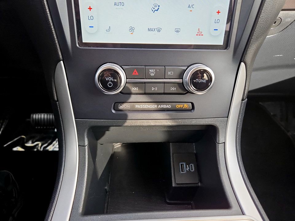 Used 2023 Ford Edge SEL AWD/4WD image 26