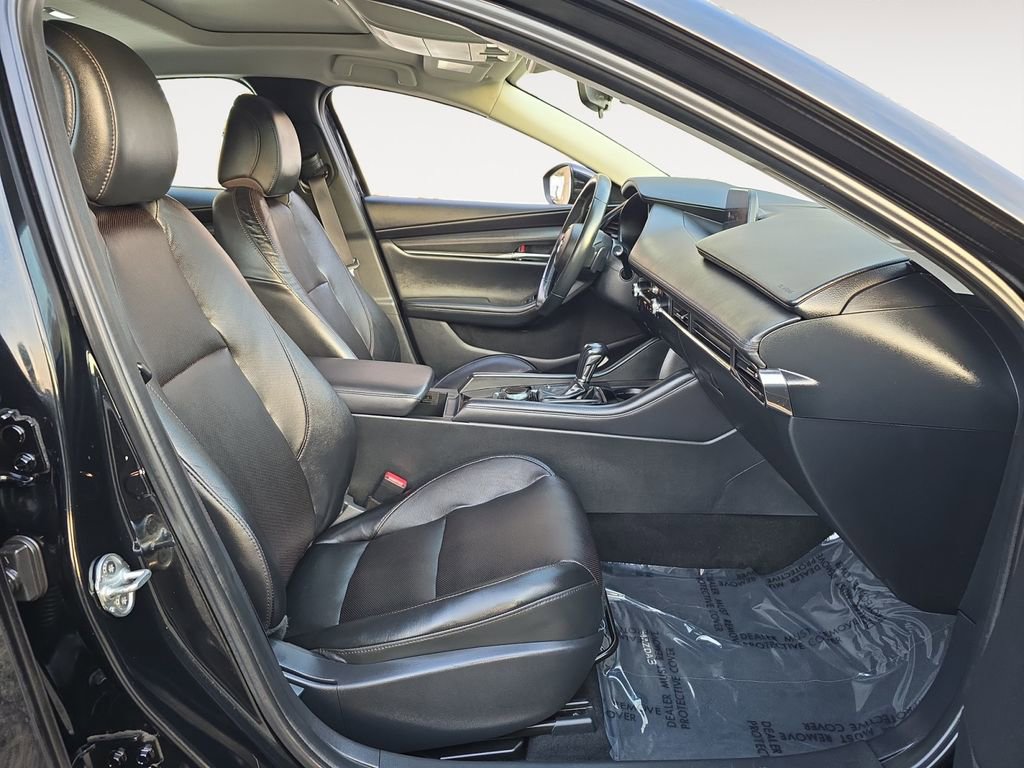 Used 2020 MAZDA MAZDA3 AWD Sedan w/ Premium Package image 15
