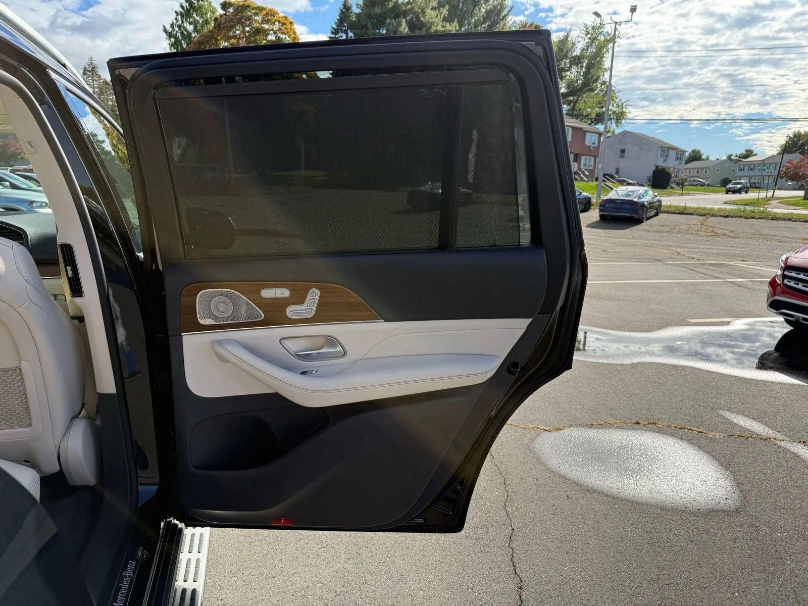 Used 2020 Mercedes-Benz GLS 450 4MATIC image 18