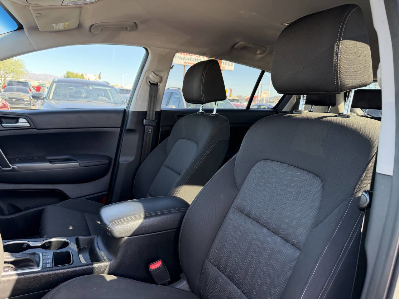 Used 2021 Kia Sportage LX image 24