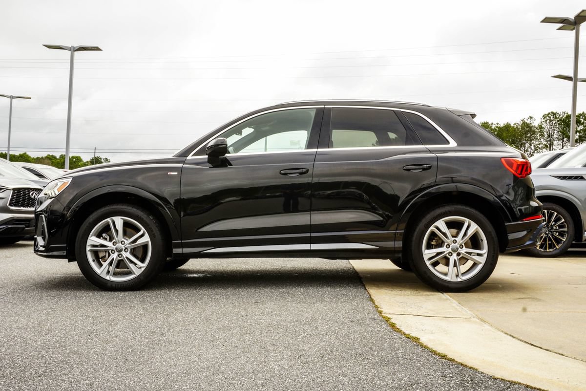 Used 2021 Audi Q3 2.0T Premium Plus AWD/4WD image 9