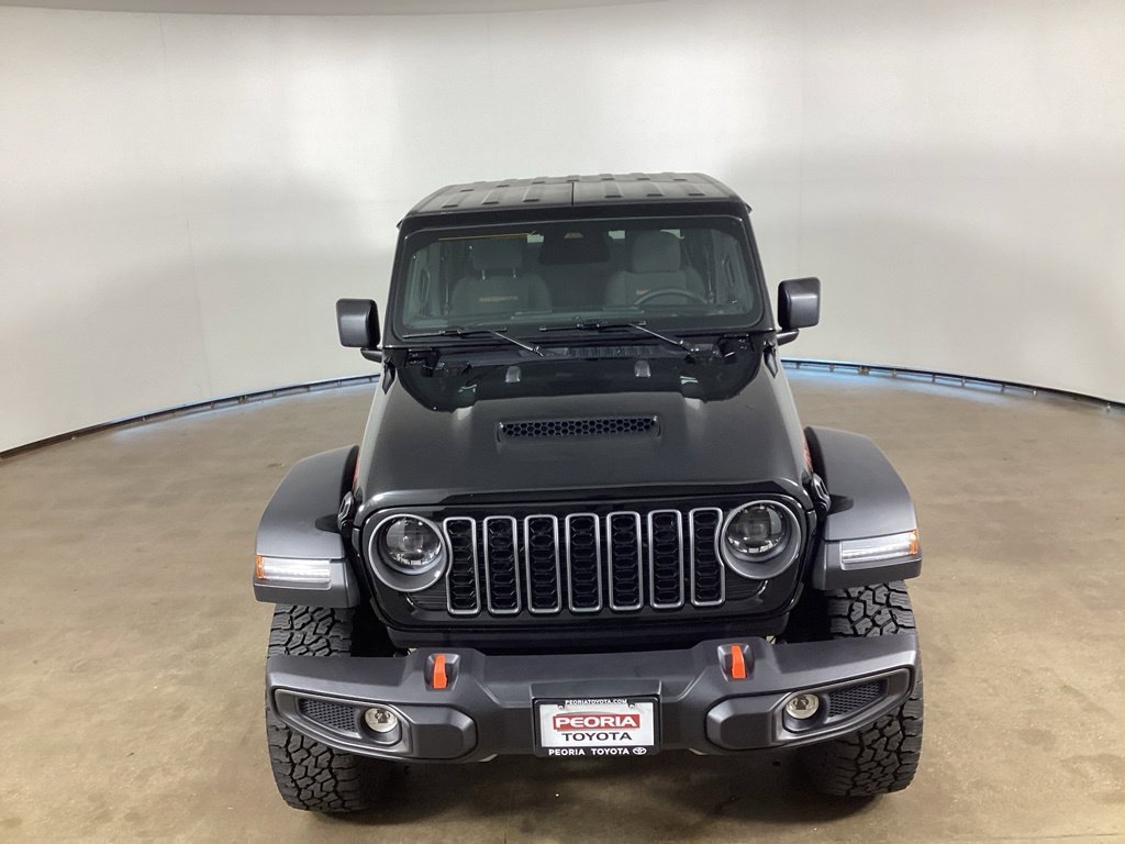 Used 2026 Jeep Gladiator Mojave AWD/4WD image 2