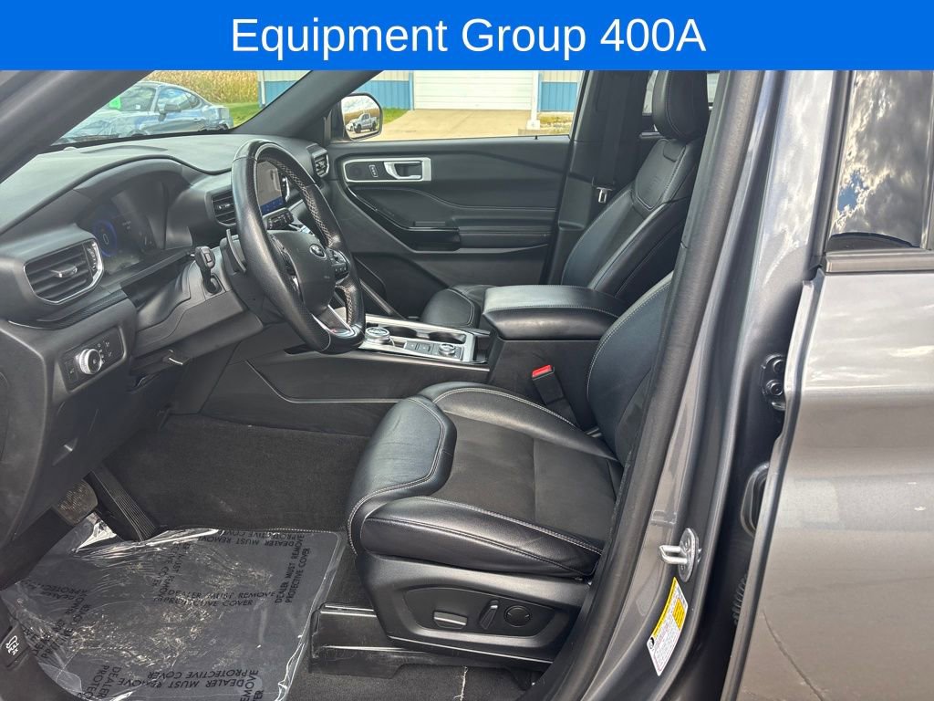 Used 2022 Ford Explorer ST w/ ST Street Pack image 4