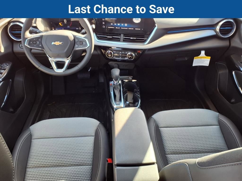 New 2025 Chevrolet Trax LT w/ Driver Confidence Package image 20