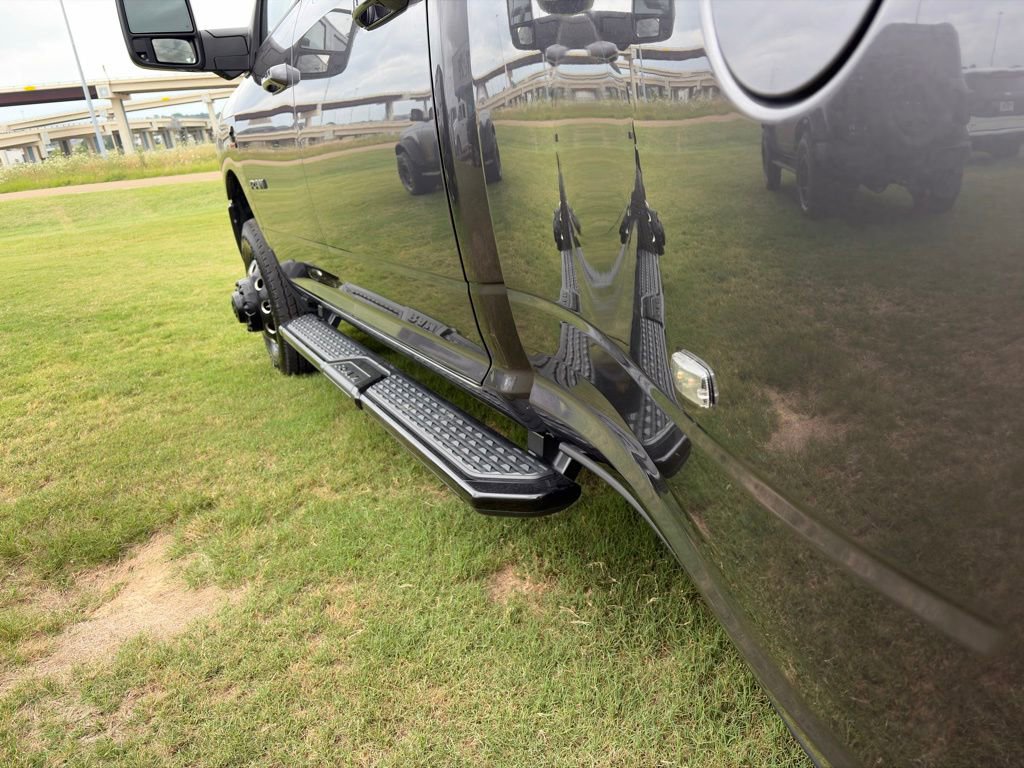Used 2024 RAM 3500 Laramie w/ Night Edition AWD/4WD image 7