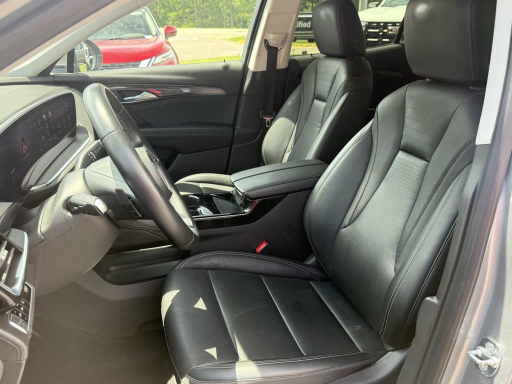 Used 2024 Buick Envision Preferred AWD/4WD image 11
