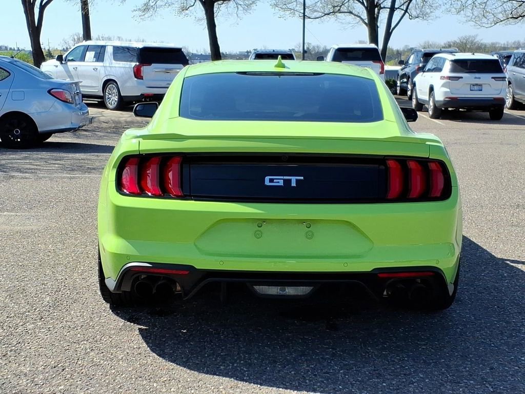 Used 2020 Ford Mustang GT Premium RWD image 4