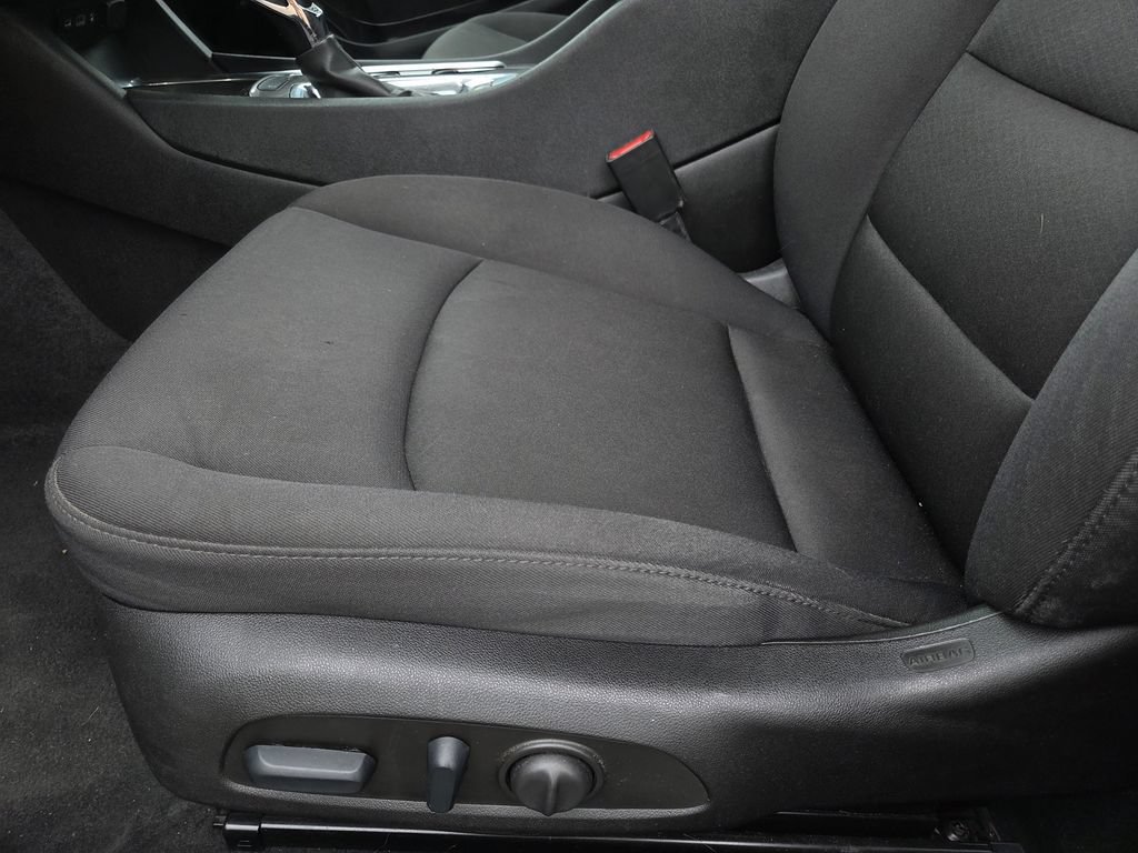 Used 2023 Chevrolet Malibu LT w/ Driver Confidence Package FWD image 14