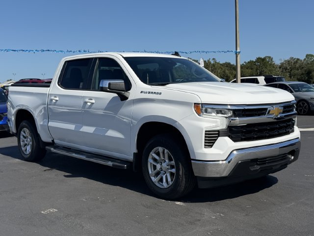 Used 2022 Chevrolet Silverado 1500 LT RWD image 2