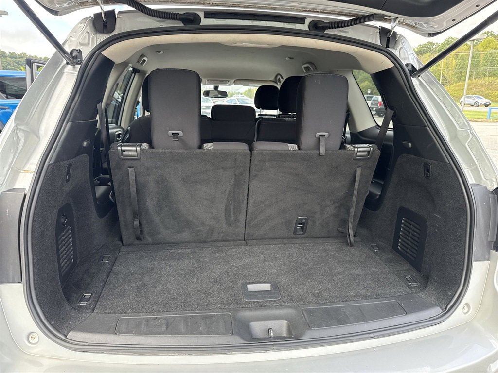 Used 2020 Nissan Pathfinder SV image 45