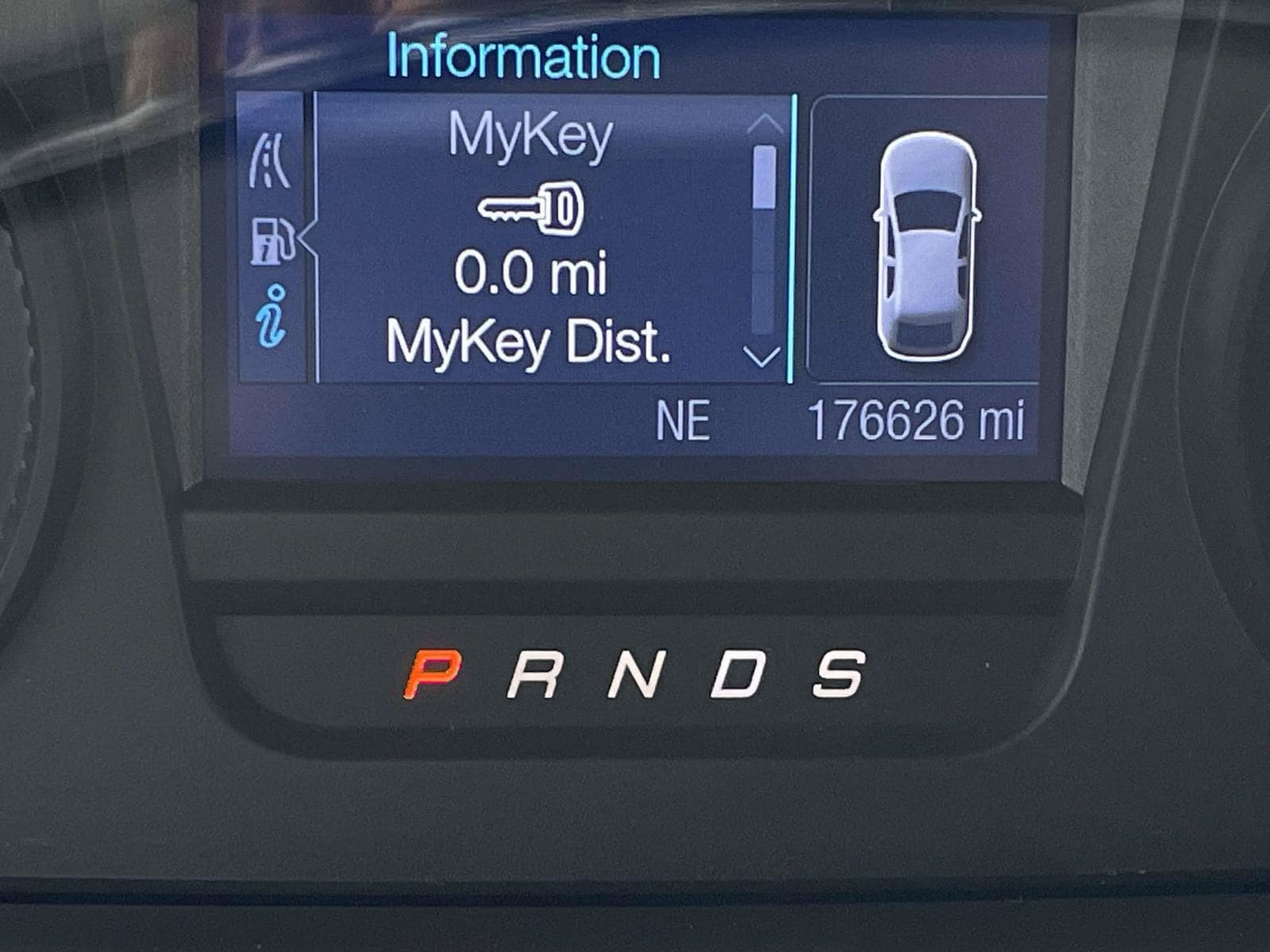 Used 2015 Ford Taurus SEL FWD image 20