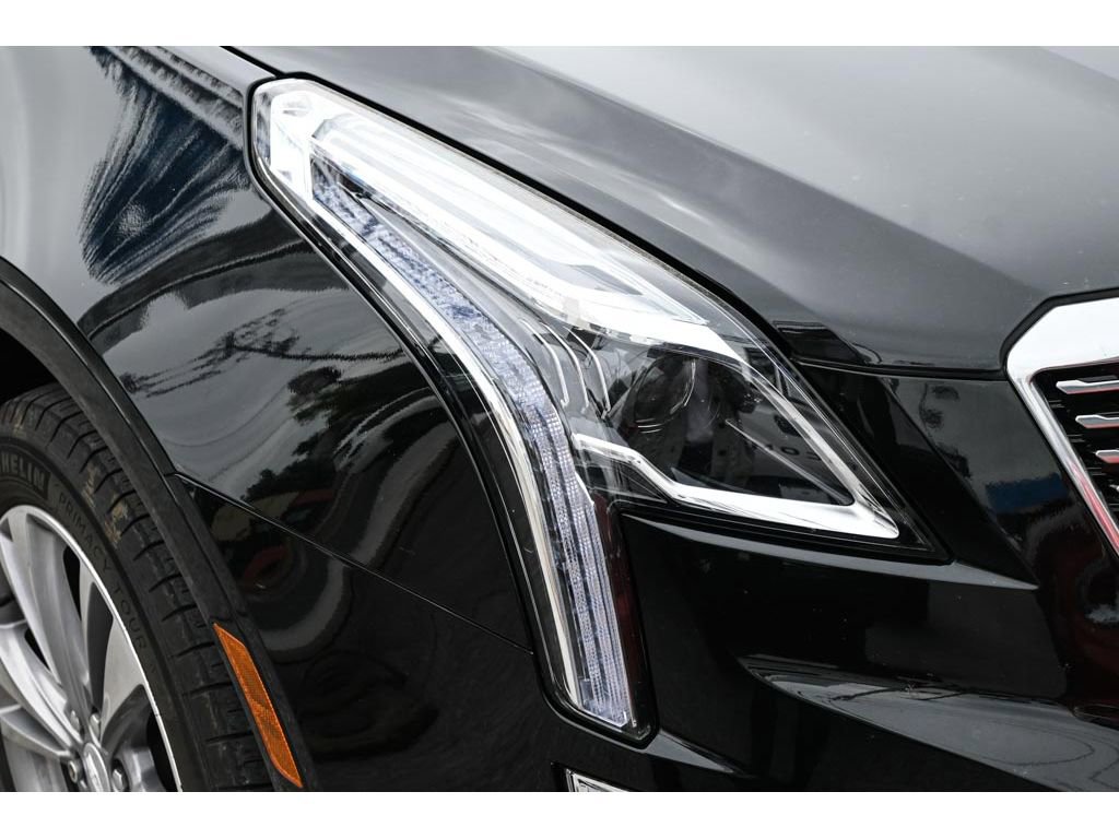 Certified 2024 Cadillac XT5 Premium Luxury w/ Technology Package AWD/4WD image 7