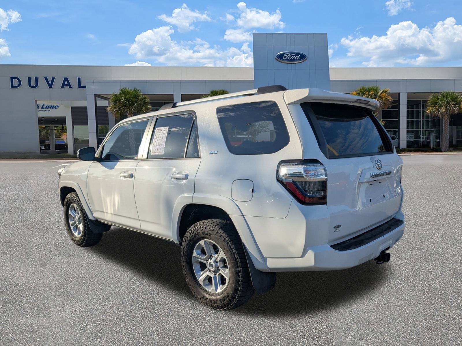 Used 2019 Toyota 4Runner SR5 Premium image 6