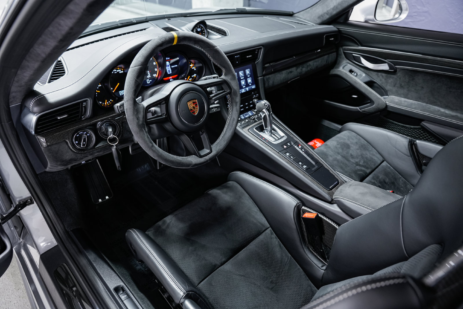 Used 2019 Porsche 911 GT3 RS RWD image 9