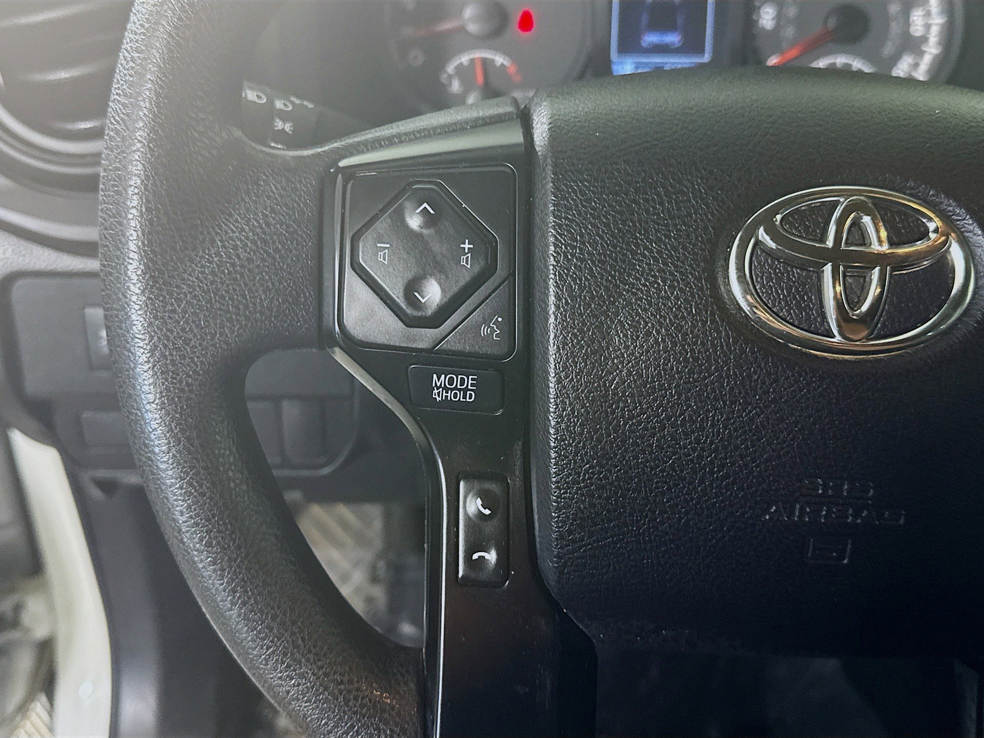 Used 2021 Toyota Tacoma SR image 14