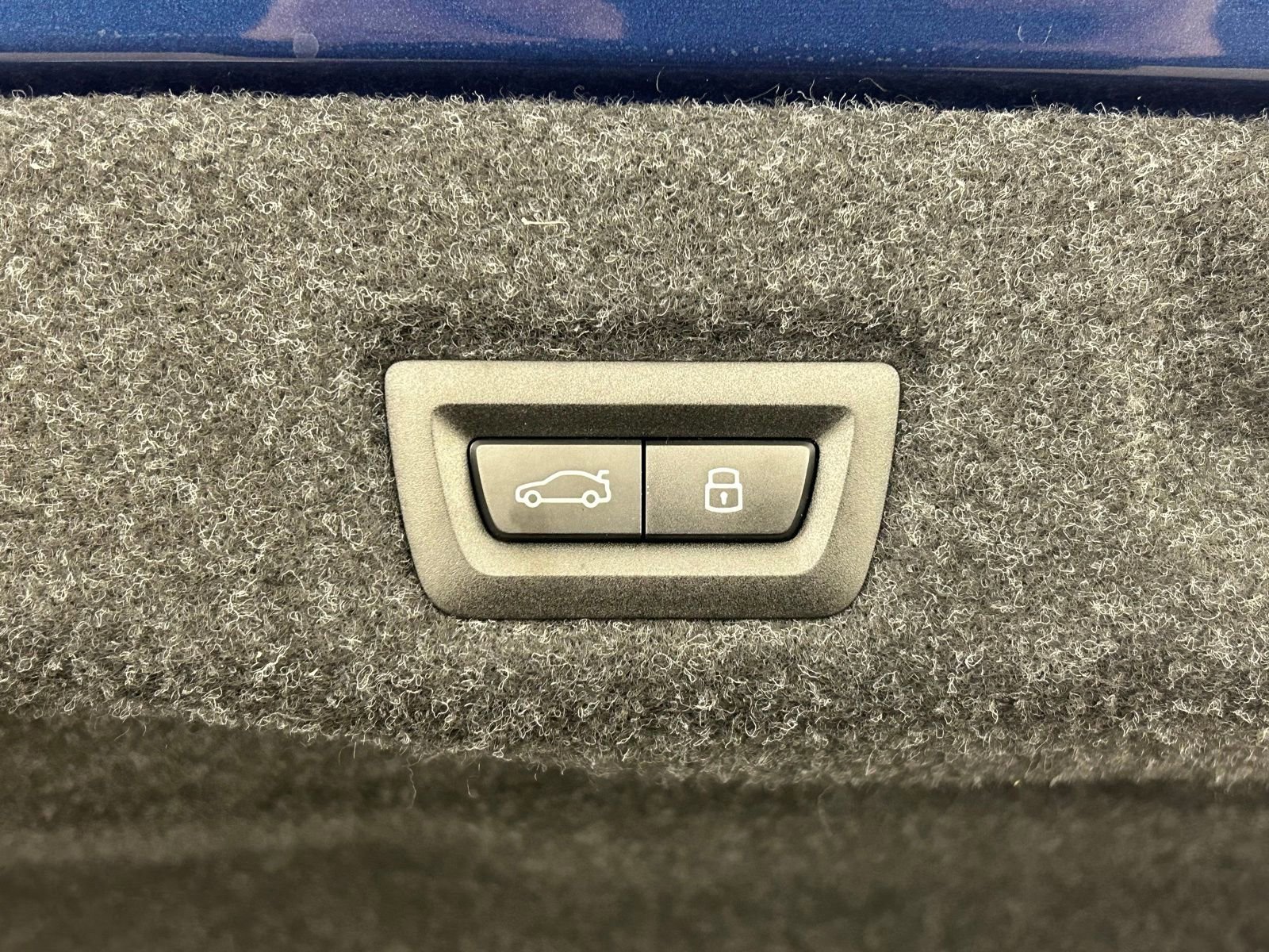 Used 2026 BMW i5 eDrive40 w/ Premium Package image 39