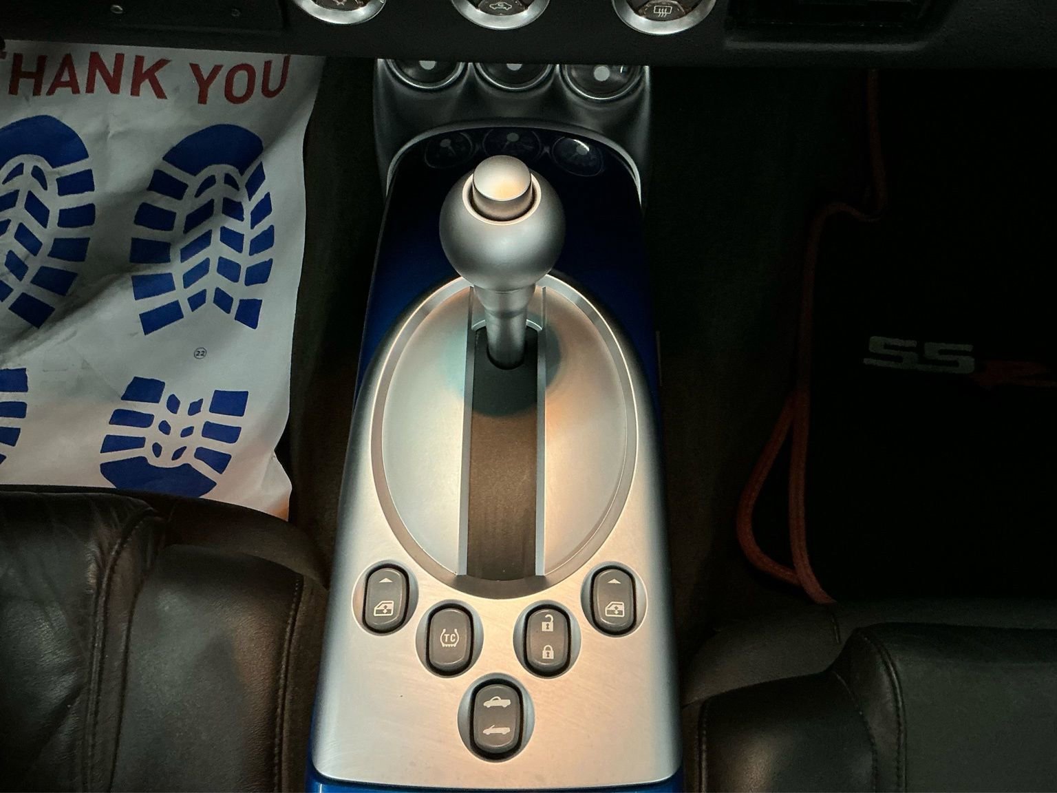 Used 2006 Chevrolet SSR w/ Preferred Equipment Group image 24