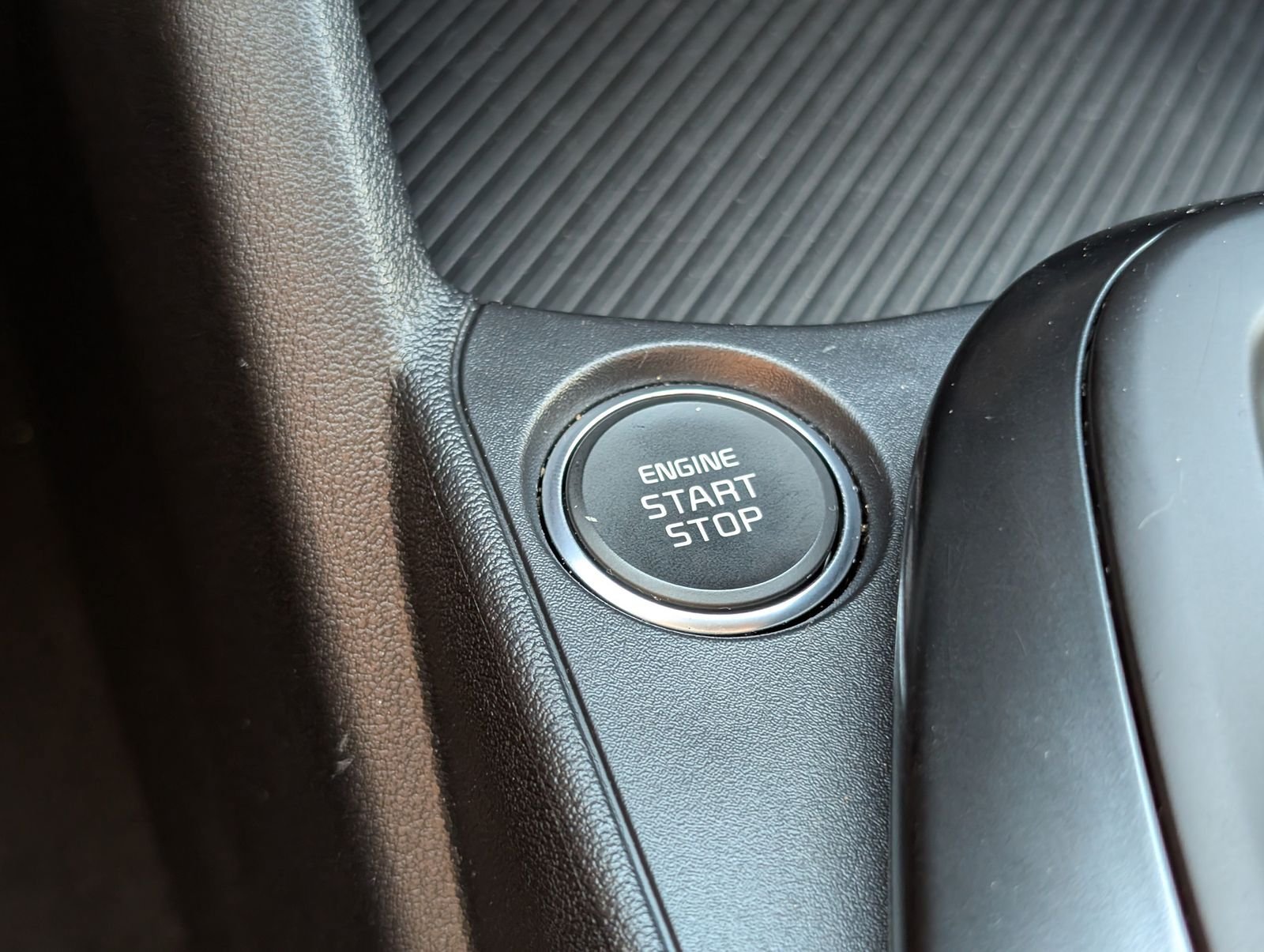 Used 2025 Kia K4 FWD image 20