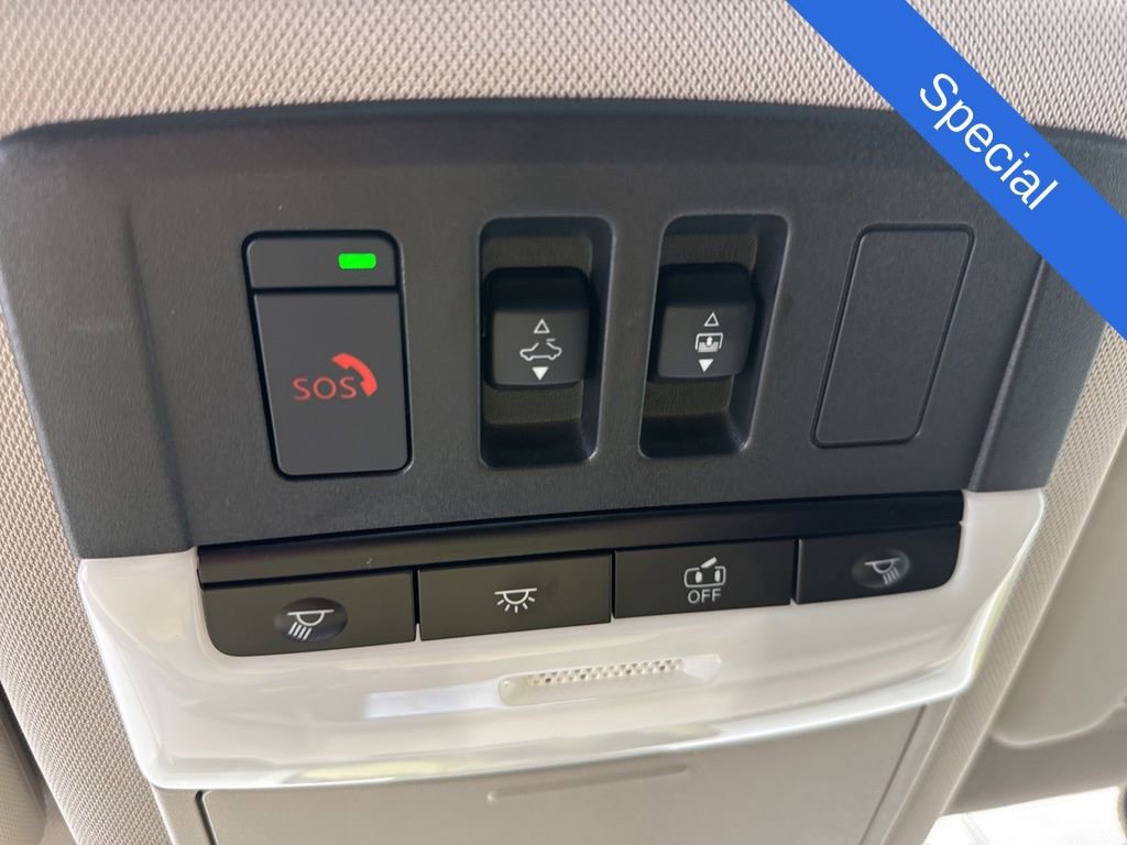 Used 2023 Nissan Rogue Platinum w/ Platinum Premium Package FWD image 24