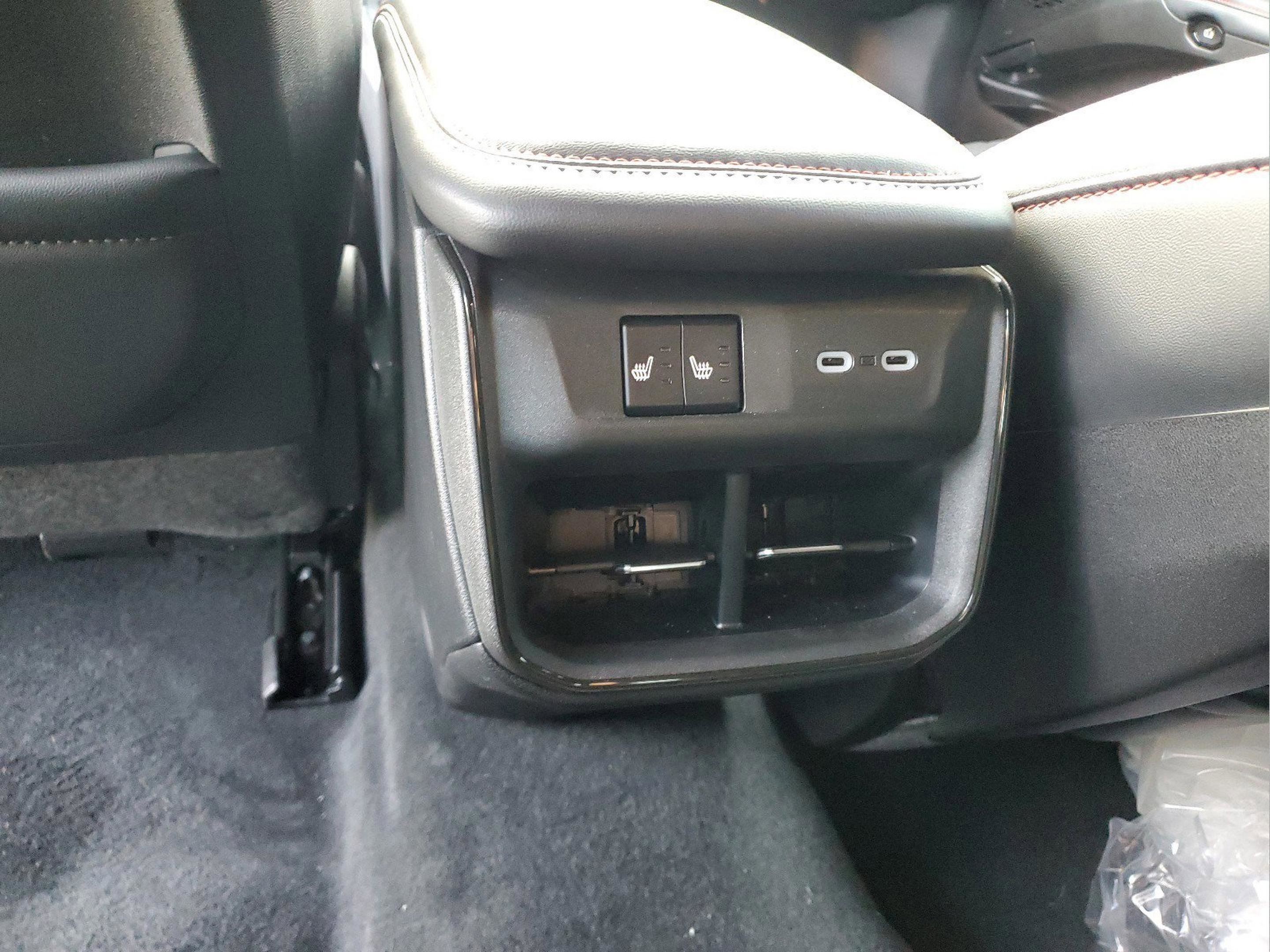 New 2024 Dodge Charger Scat Pack w/ Plus Group image 15