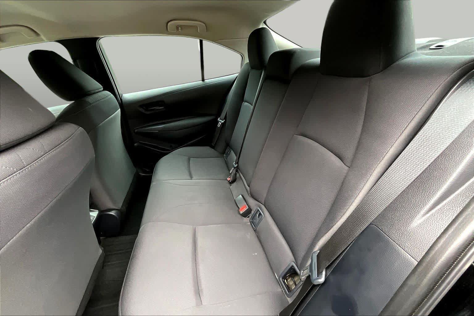 Used 2024 Toyota Corolla LE FWD image 18