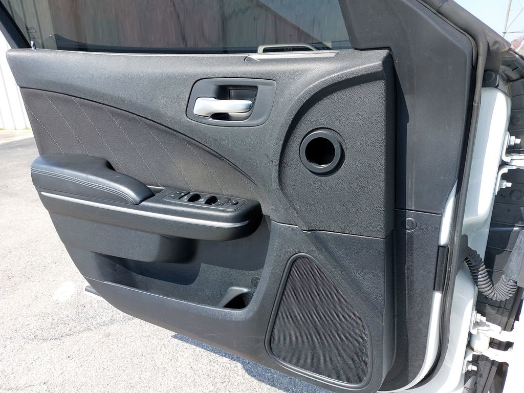 Used 2022 Dodge Charger SXT image 22