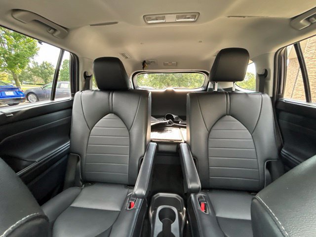 Used 2022 Toyota Highlander XLE AWD/4WD image 33