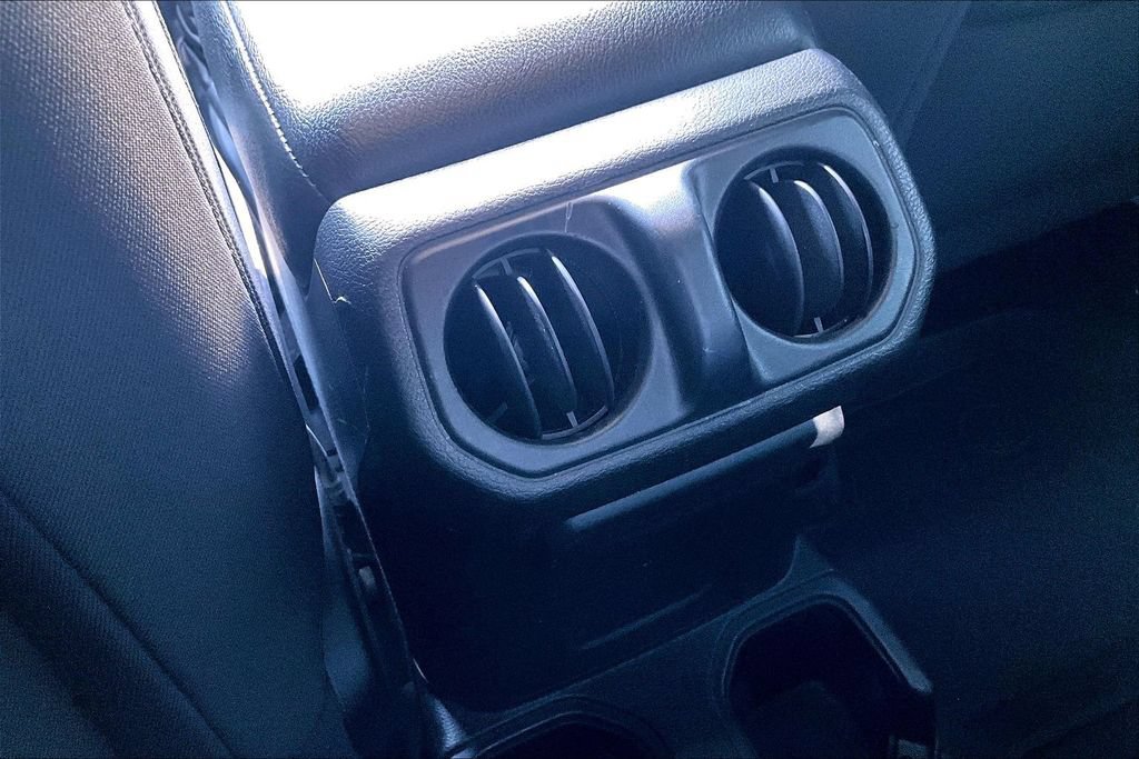 Used 2021 Jeep Wrangler Sport AWD/4WD image 11