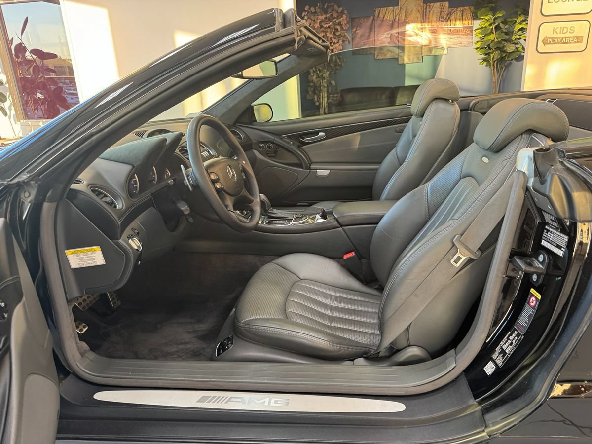 Used 2005 Mercedes-Benz SL 55 AMG image 15
