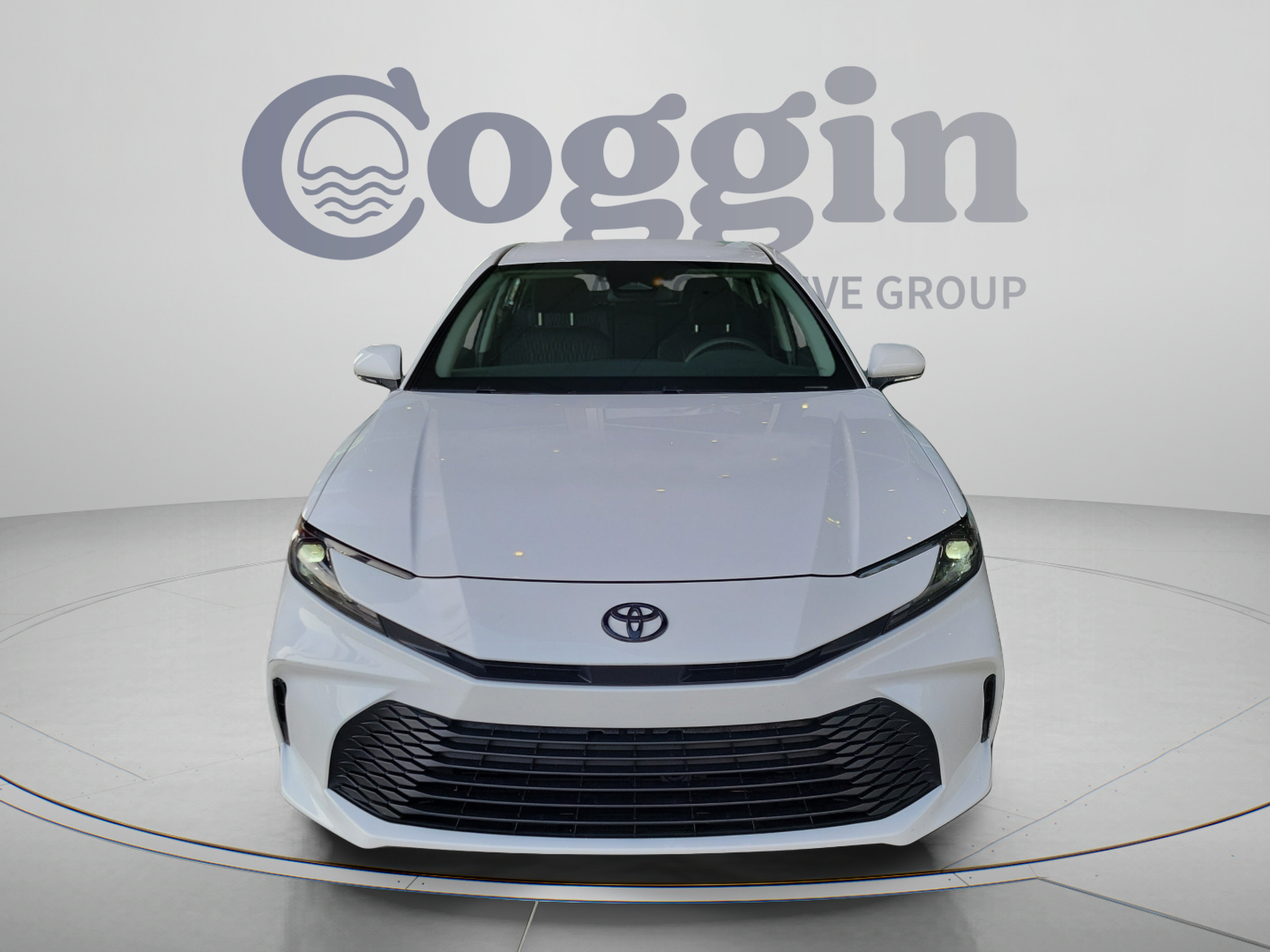 Used 2026 Toyota Camry LE FWD image 5