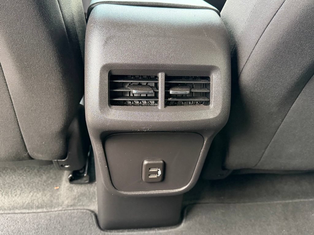 Used 2024 Chevrolet Equinox LT AWD/4WD image 21