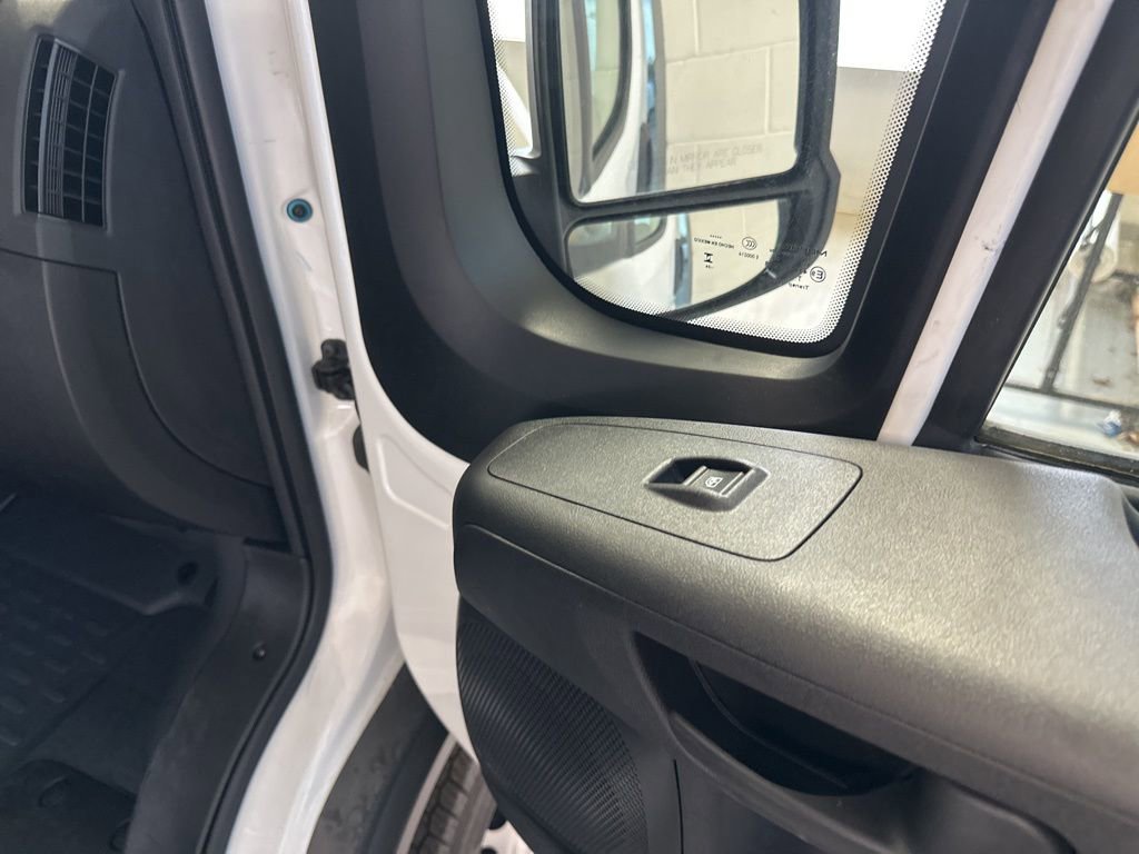 Used 2024 RAM ProMaster 2500 FWD image 16