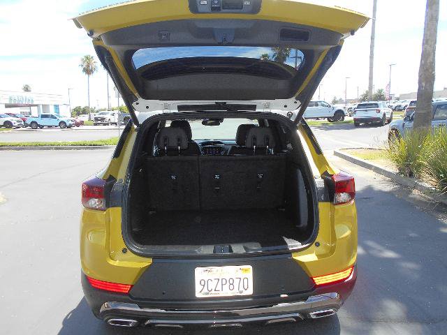 Used 2023 Chevrolet TrailBlazer ACTIV w/ Sun and Liftgate Package FWD image 11
