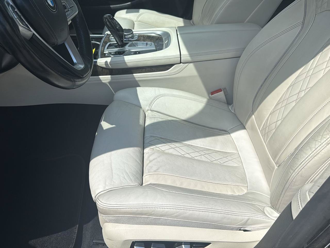 Used 2018 BMW 750i xDrive AWD/4WD image 10