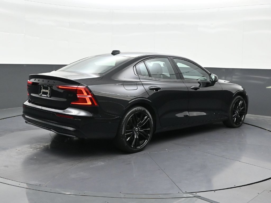 Certified 2024 Volvo S60 B5 Plus FWD image 5