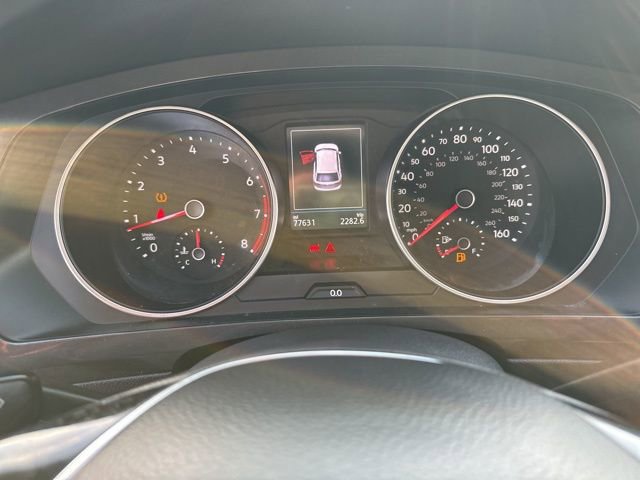 Used 2018 Volkswagen Tiguan S image 19