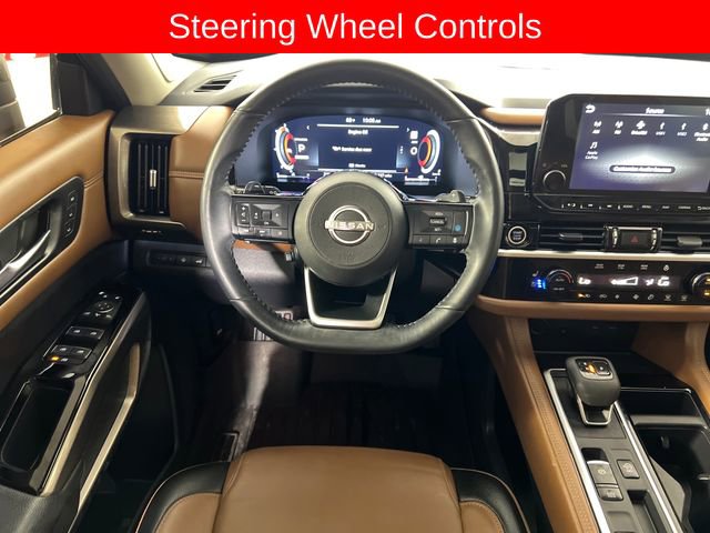 Used 2024 Nissan Pathfinder Platinum w/ Cargo Package image 15