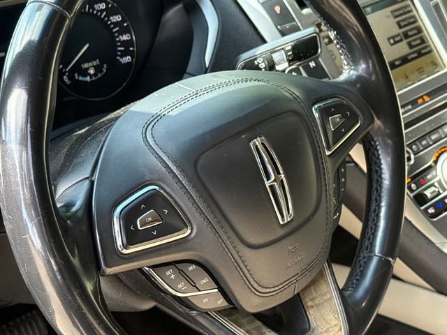 Used 2018 Lincoln MKZ Reserve w/ Climate Package FWD image 25