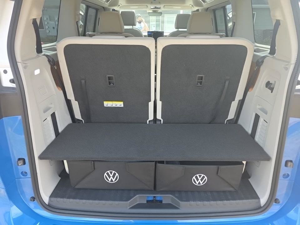 Used 2025 Volkswagen ID. Buzz Pro S Plus AWD/4WD image 18