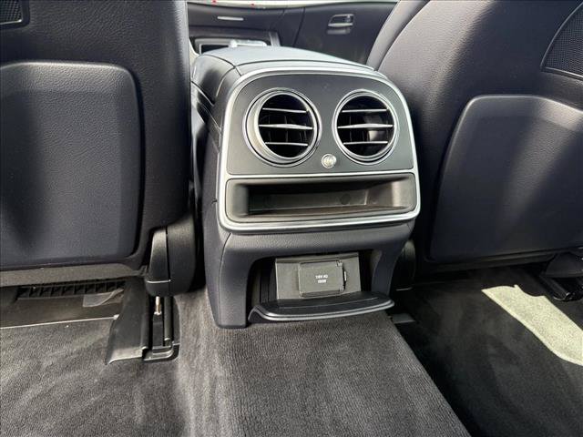 Used 2019 Mercedes-Benz S 560 Sedan image 26