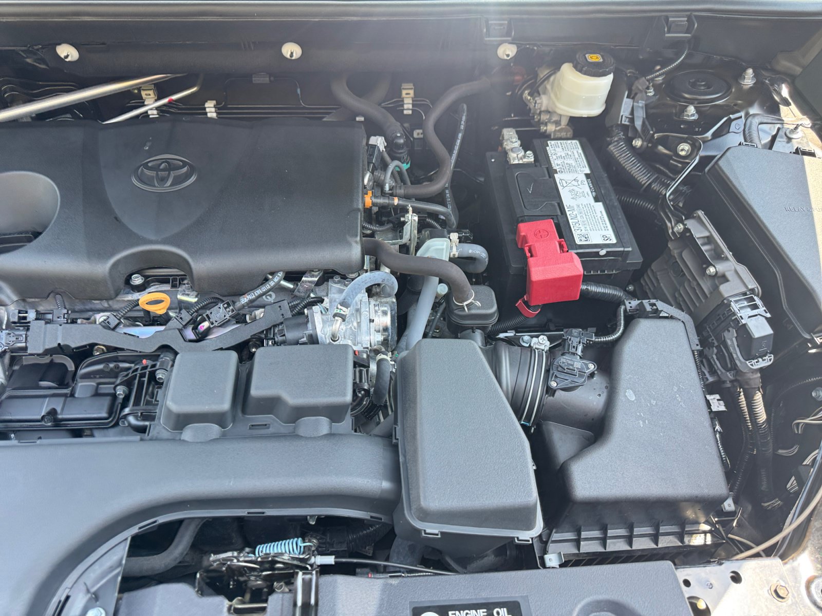 Used 2022 Toyota RAV4 LE FWD image 19